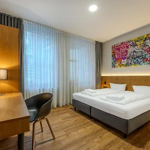 https://mk-hotel-berlin.find-berlin-hotels.com